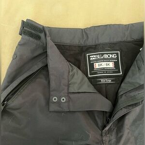 MENS BILLABONG SNOW PANTS!!